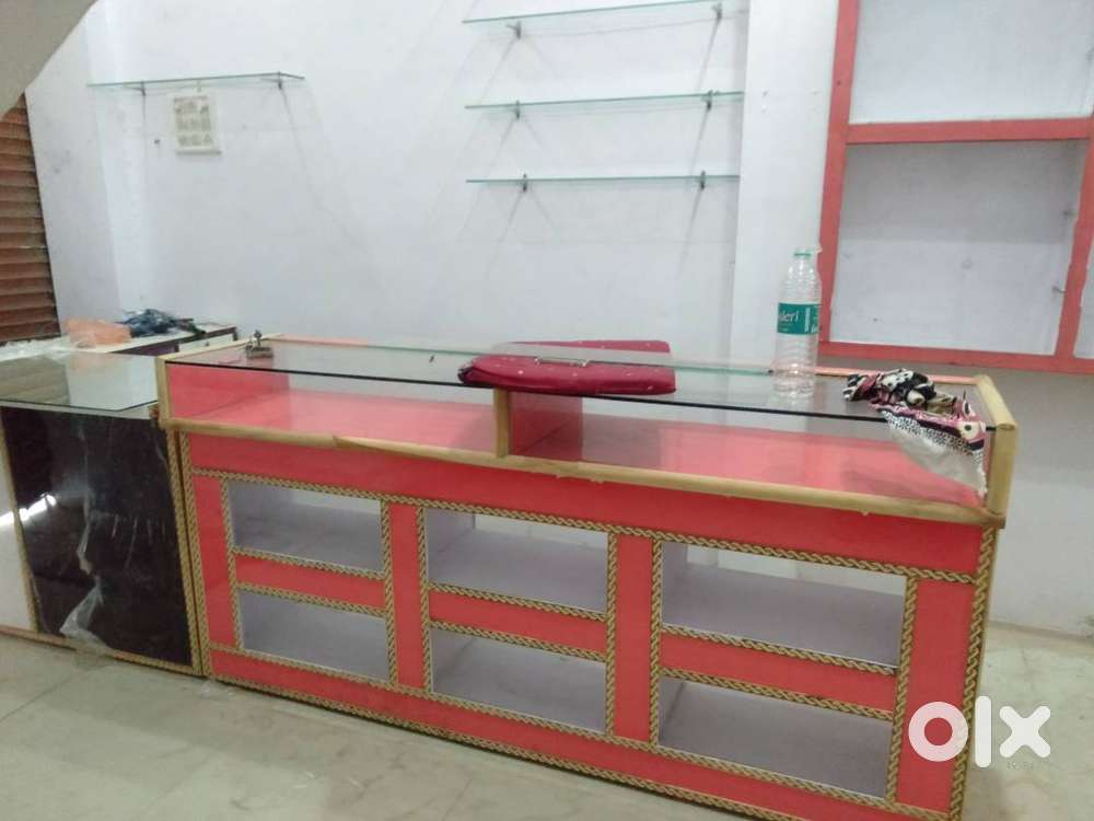 Shop counter