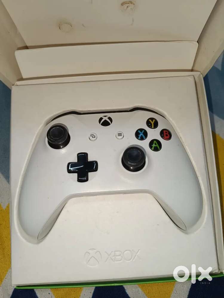 Gaming controller
