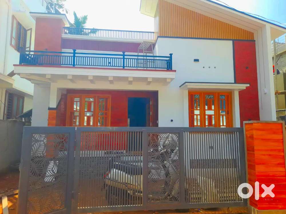 Tvm 4CENT MALAYINKEEZHU MACHEL New house