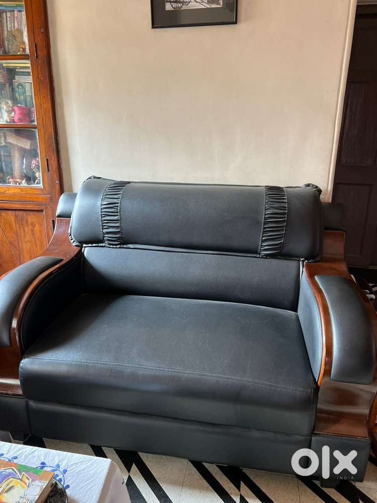 Elegant Wooden-Frame Leatherette Sofas for Sale