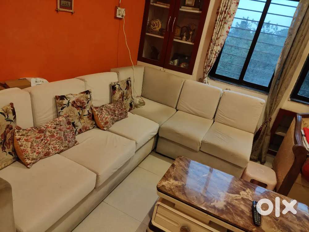 L shaped sectional sofa