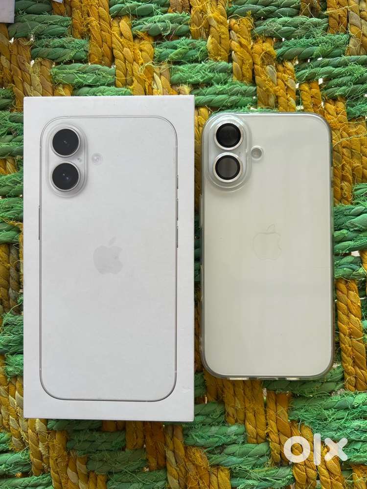 I phone 16 brand new only 20 days use 128 storage 100% battery health