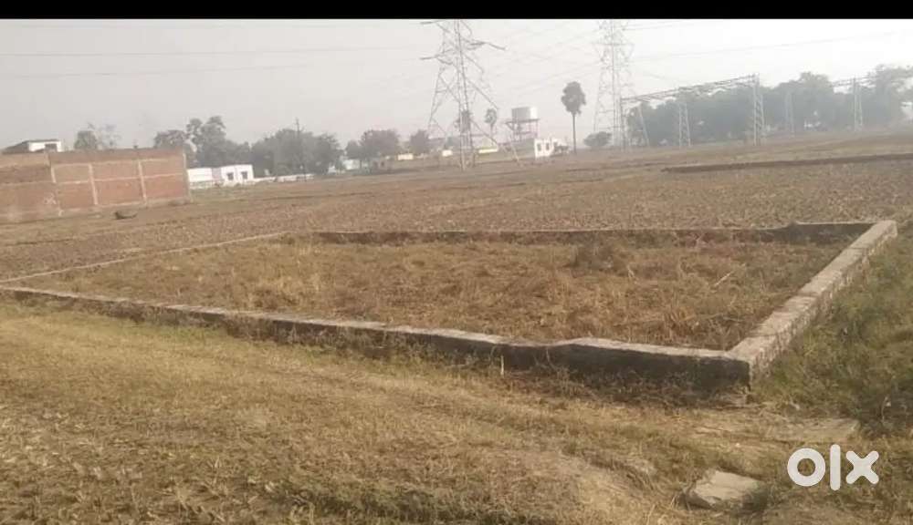 Ranmnagr Durga Mandir k pichhe me plots hai urgent cell