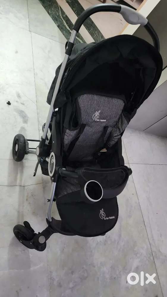 Kids This is a baby stroller, also known as a baby pram or pushchair