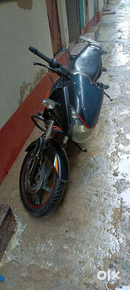 Bajaj Pulsar 150 bike, 2015 model, well conditioned