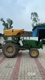 John deere 5039D with big size tyres 15-09-28