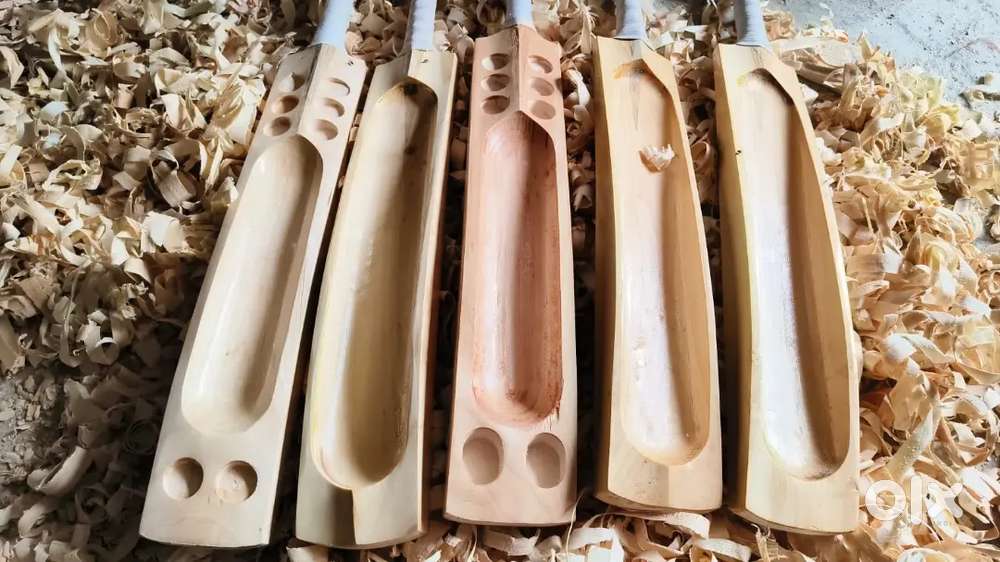 Female telecallar experience minimum four years