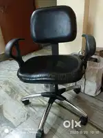 Single office Chair with Iron base