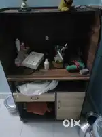 Computer table