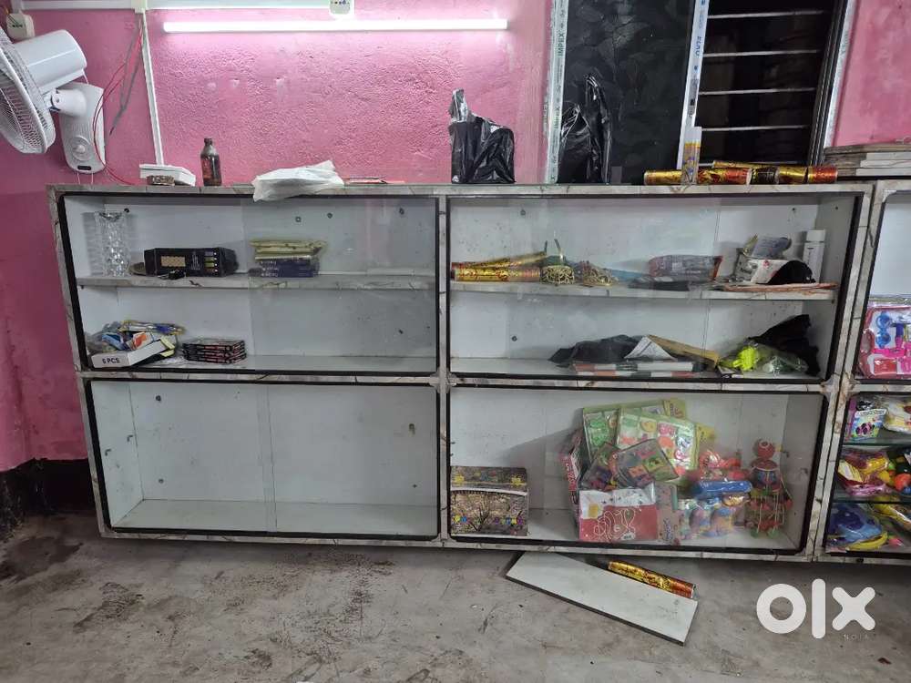 Glass Showcase Counter / Display Rack for Sale