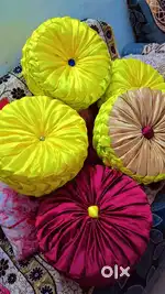 Round shape cushions