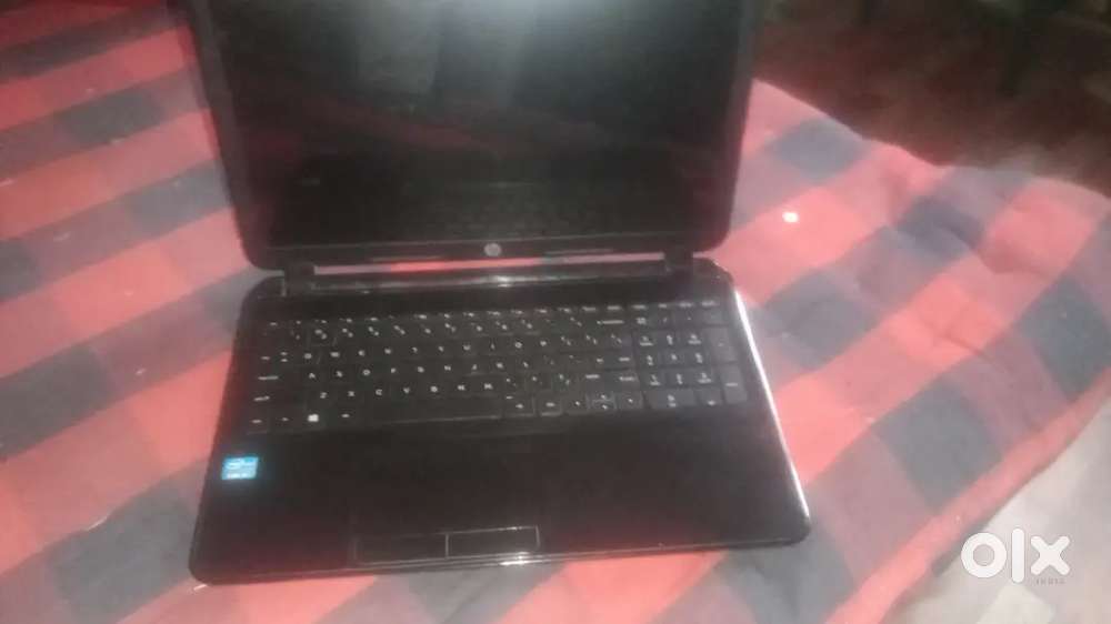 I selling laptop with charger
