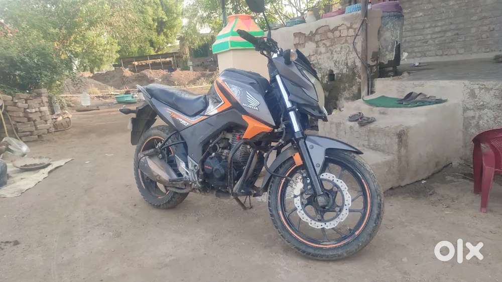 Already have 2 bike that's reason this bike selling