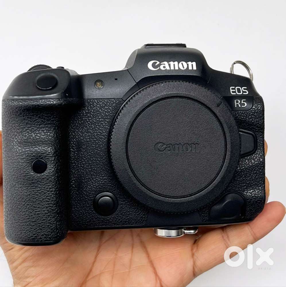 Canon R5 full Frame DSLR Camera