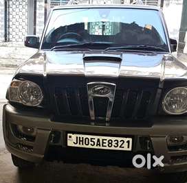 Mahindra Scorpio 2010 Diesel 141118 Km Driven