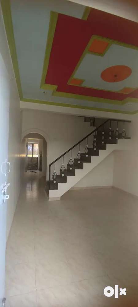 Row house available for rent at untwadi near city center mall