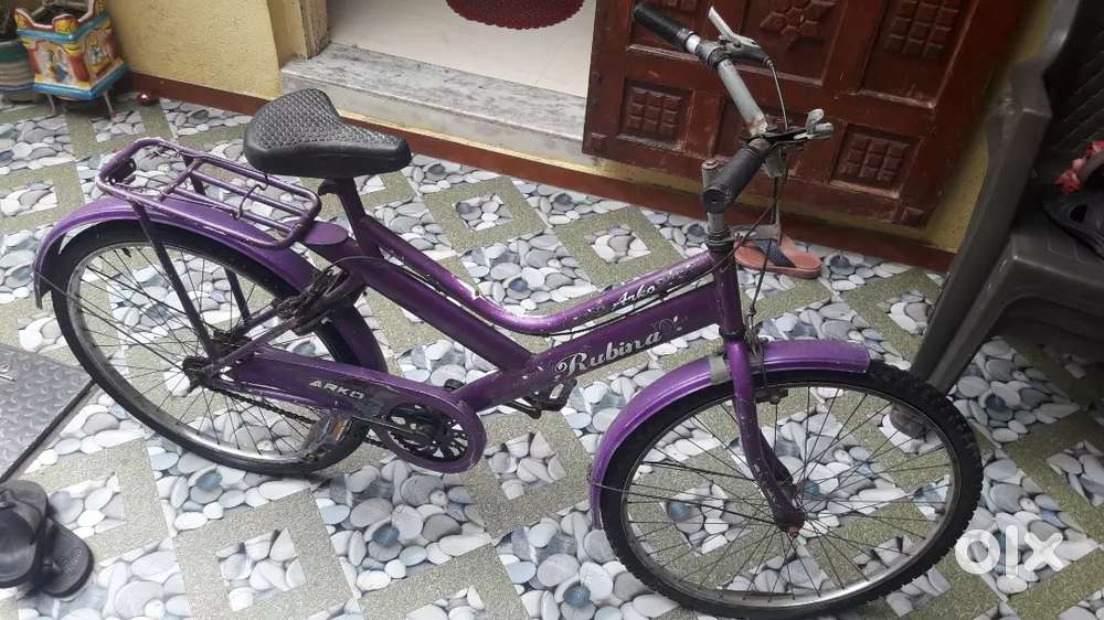 Rubina ladies cycle