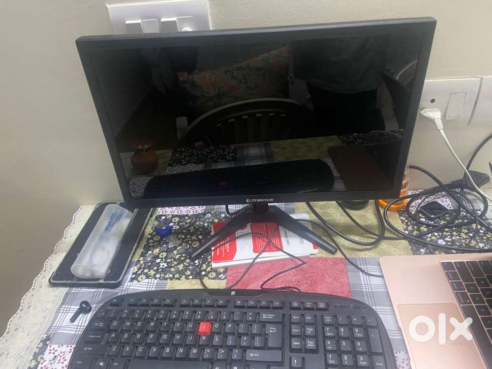 Monitor for Sell in Rs2000