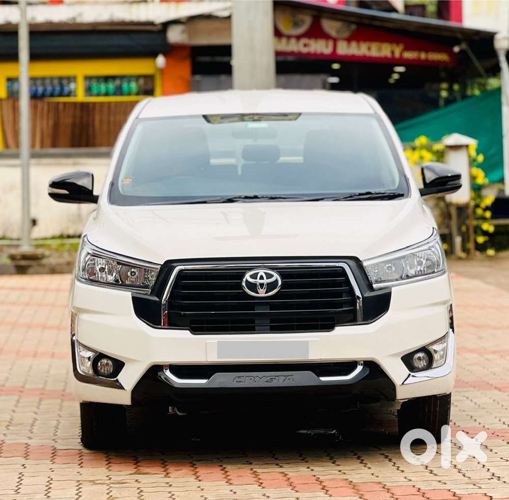 Toyota Innova Crysta 2.4 GX MT, 2017, Diesel