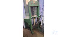 2 Ton Hydraulic Press Machine