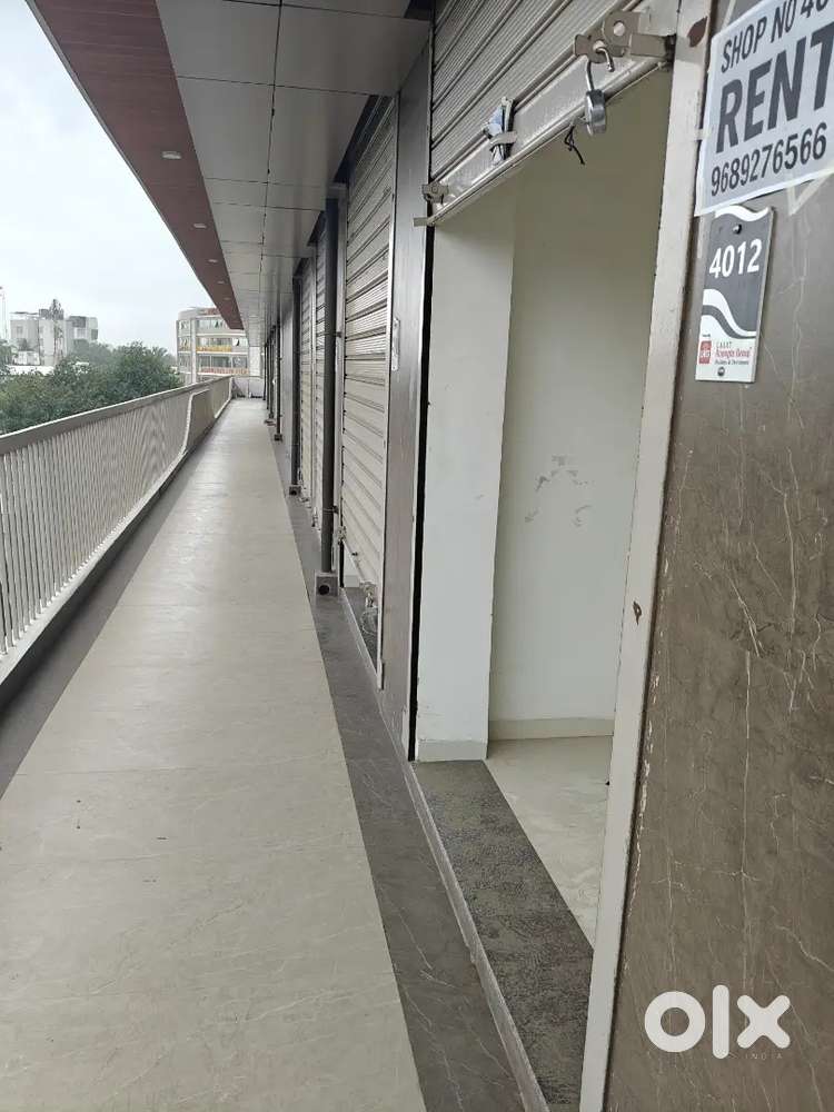 RENT-Shop 4071 roongta shopping hub kamod nagar