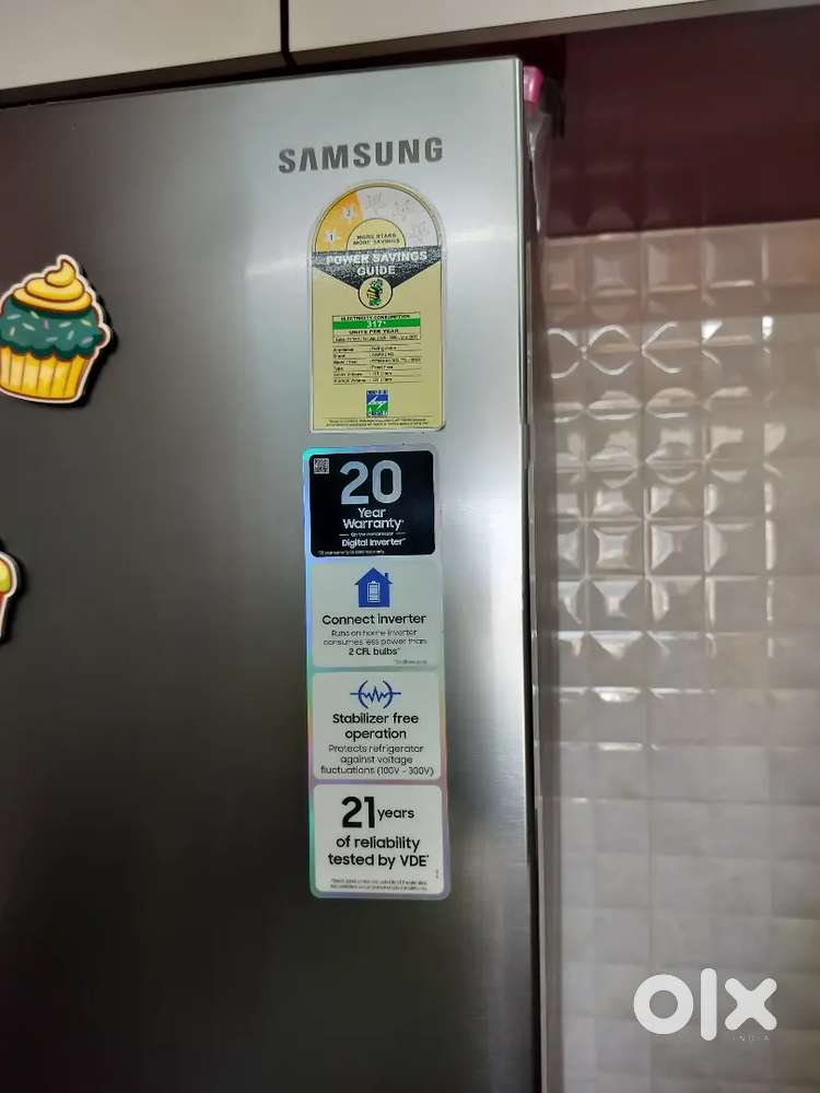 SAMSUNG REFRIDGERATOR