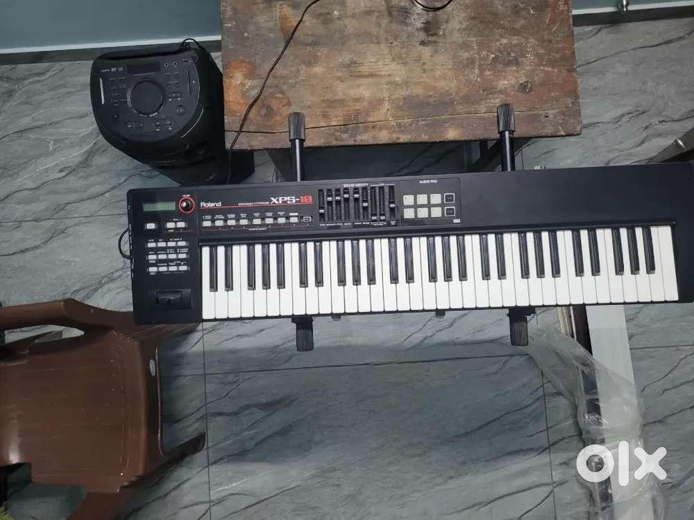 ROLAND XPS 10(with tones)