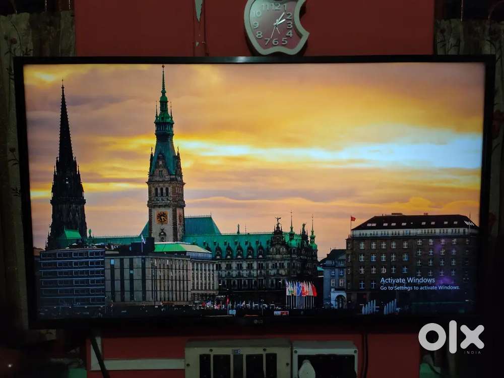 LG UHD 4K SMART TV 43 INCH