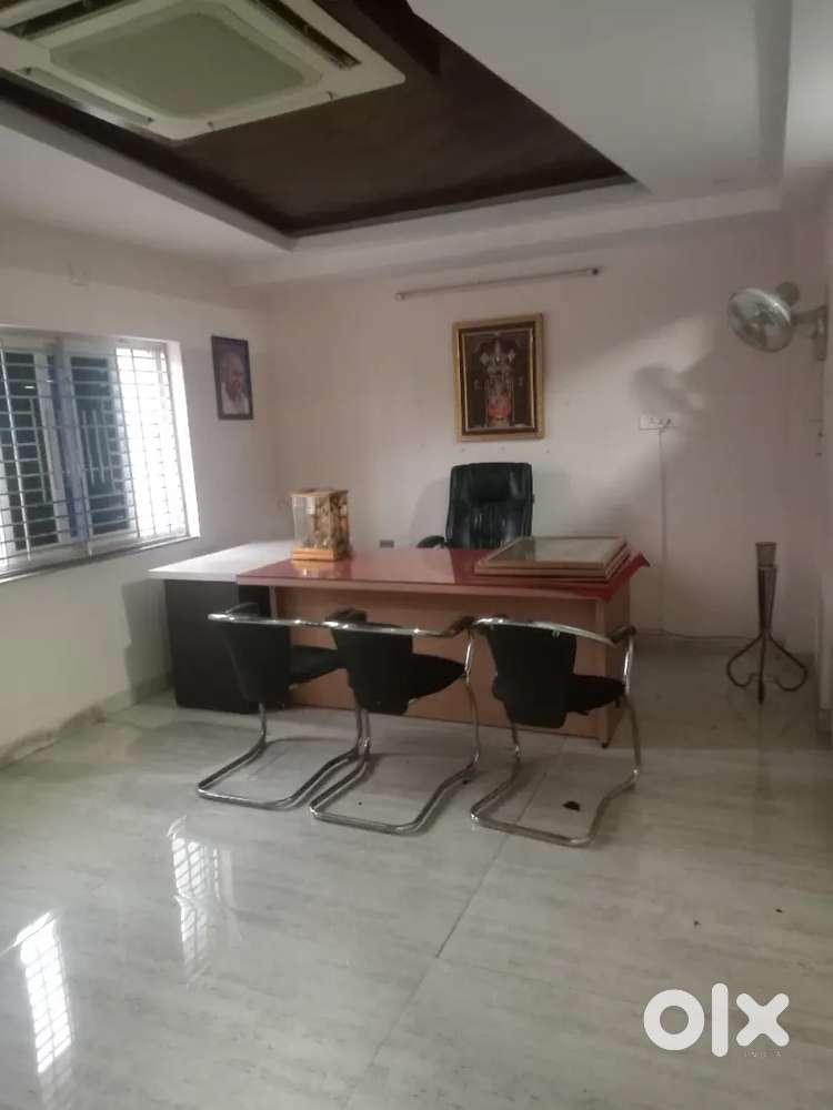 Urjent hearing  digital marketing & admin female -salary + insentives