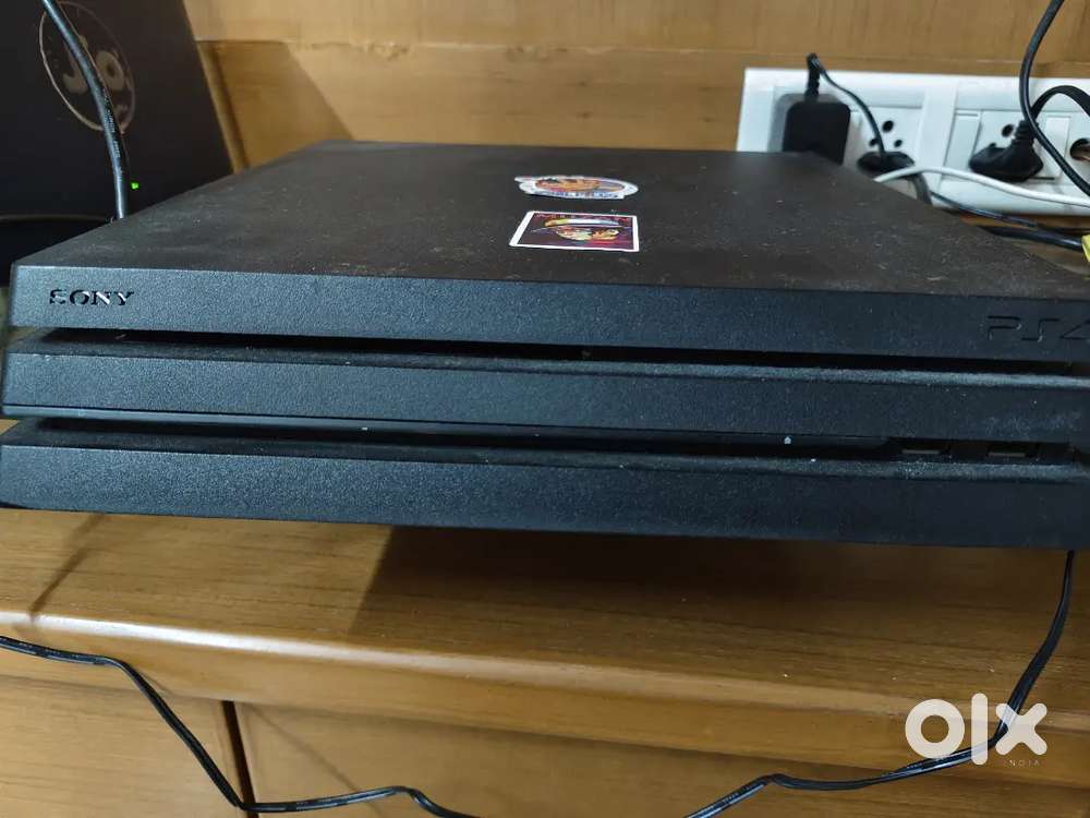 PS4 pro with two remote