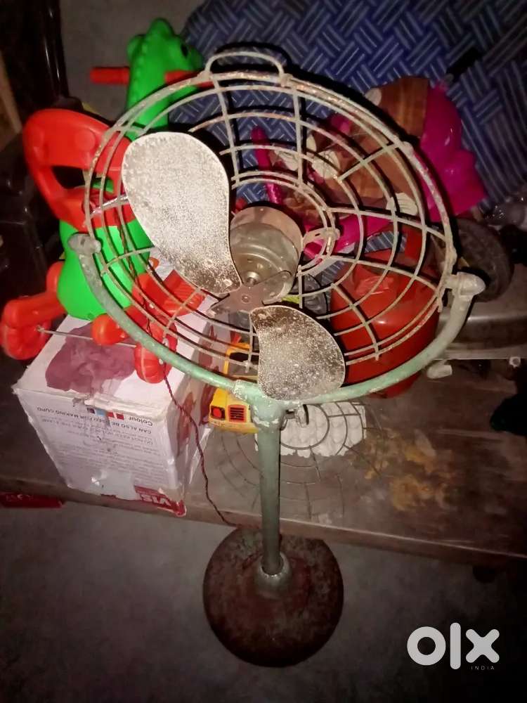 Old table fan 1970