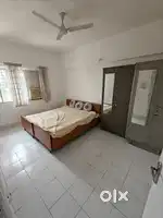 1 BHK Flat For Rent Working Couple Or batchelor 2 Girls