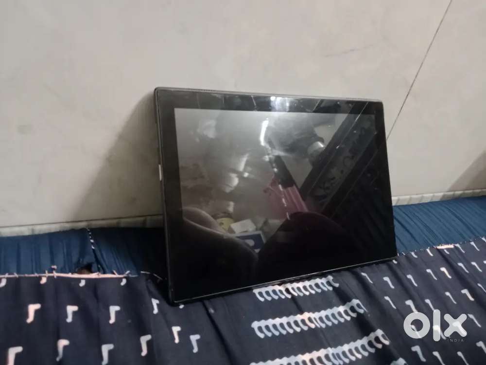 Lenovo TB X304L. 2gb 16gb