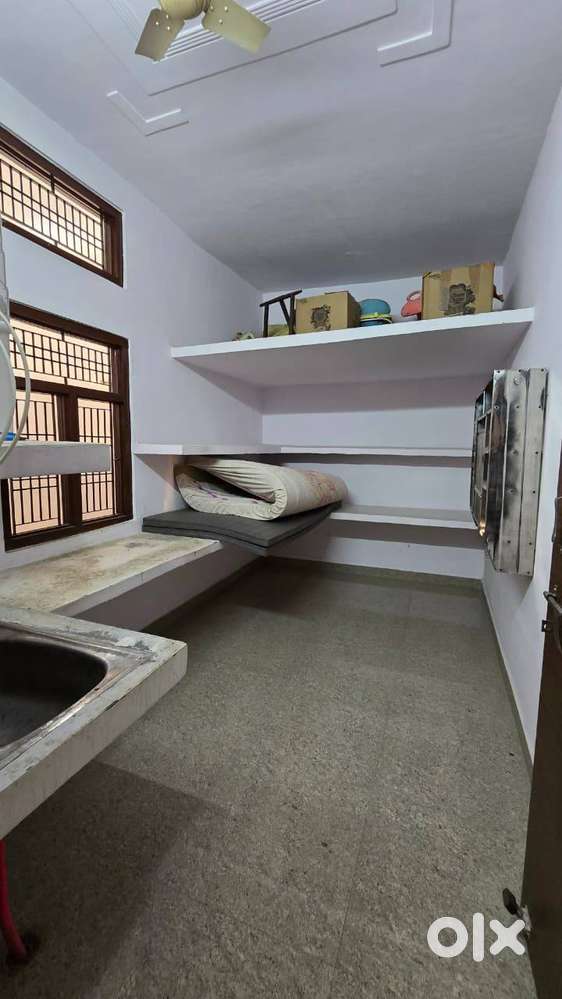 2BHK flat for rent semi furnished in Azamgarh city