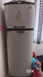 Fridge in good condition whirlpool