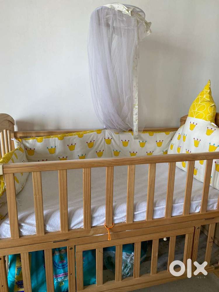 Cot in exellent conditon