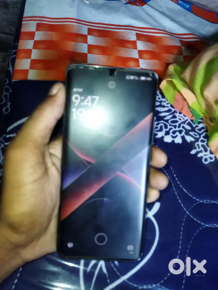 Poco x7   8.128.     2 mas old.