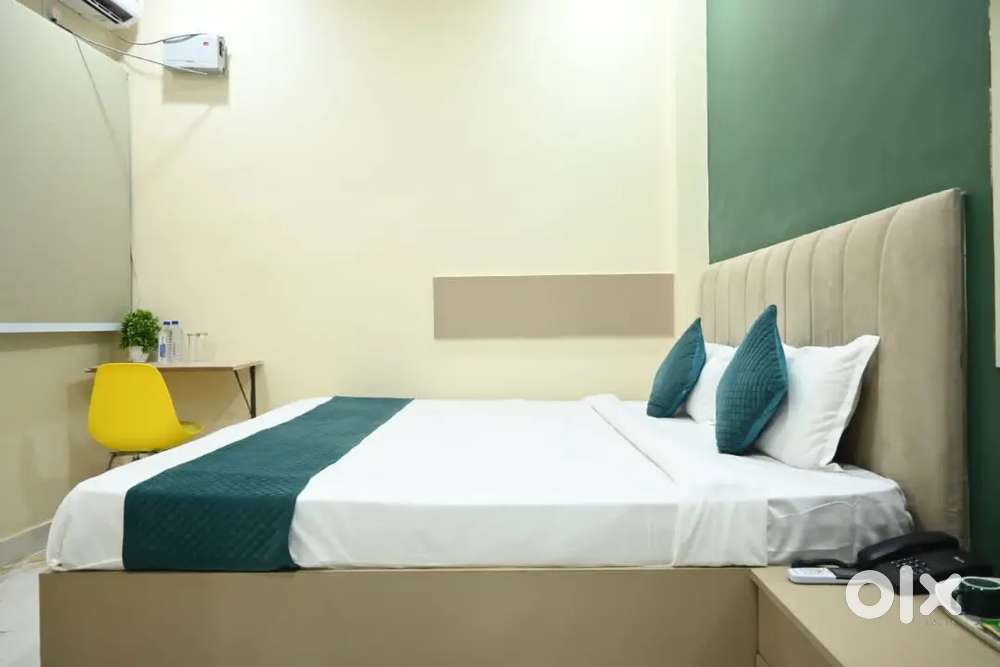 नौकरी अभी उपलब्ध है हमारे होटल में