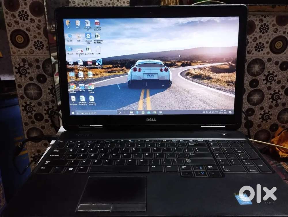 Good condition* Dell laptop
