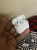 AirPods 4 ANC