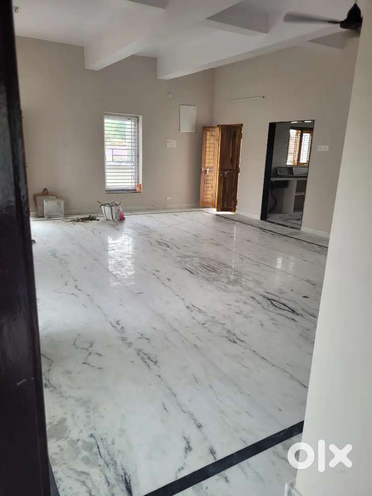 Spacious commercial space for rent