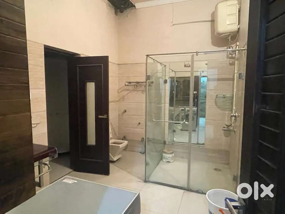 New 2BHK 2 Bed room one Drwaing room modular kitchen 2 washroom cup bo