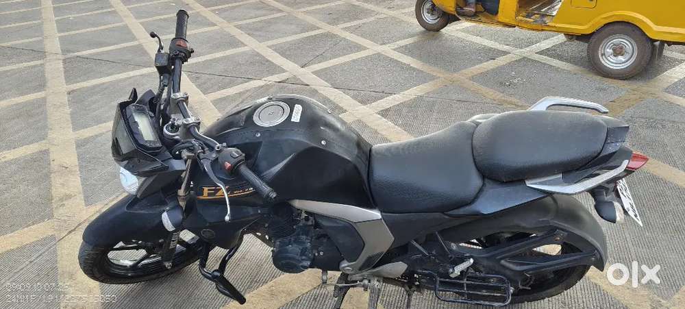YAMAHA FZ-S