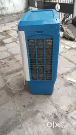 Blue colour coolar