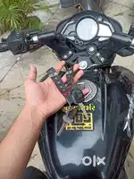 Bajaj ns 200