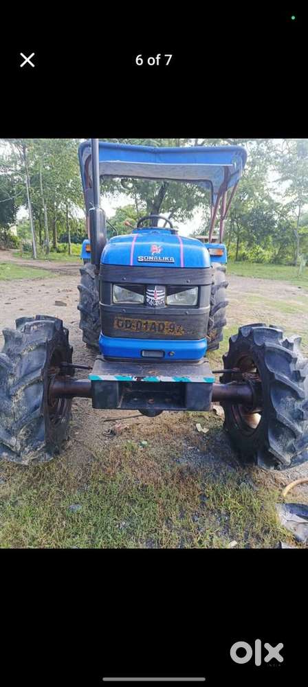 Sonalika new condition tractor 4x4