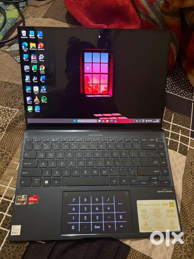 Laptop Asus Zenbook 14X OLED With Bill and Cover
