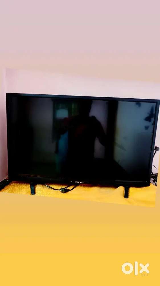 Kevin tv 32 ing