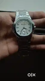 FENTON watch (Shiny silver colour)