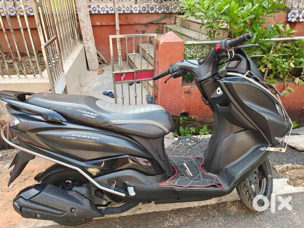 BURGMAN STREET 125 ready in almost New Condition